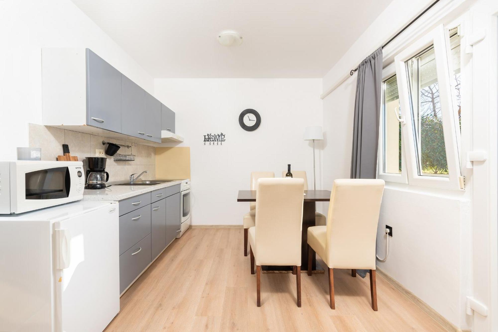 Apartments Dobrec Fuškulin Εξωτερικό φωτογραφία